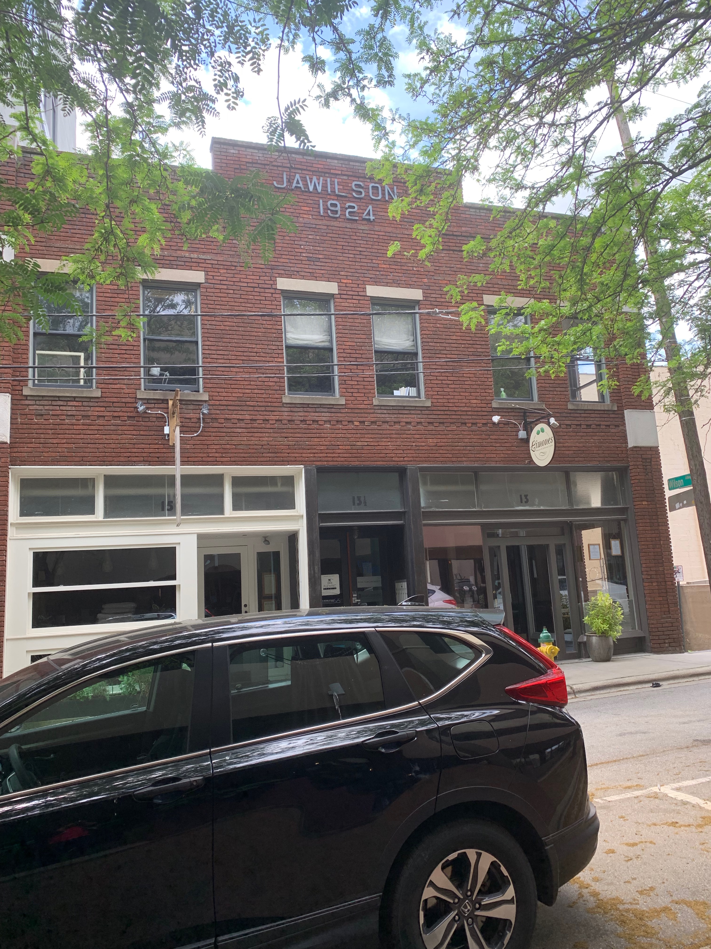 Former site of Wilson's Barber Shop