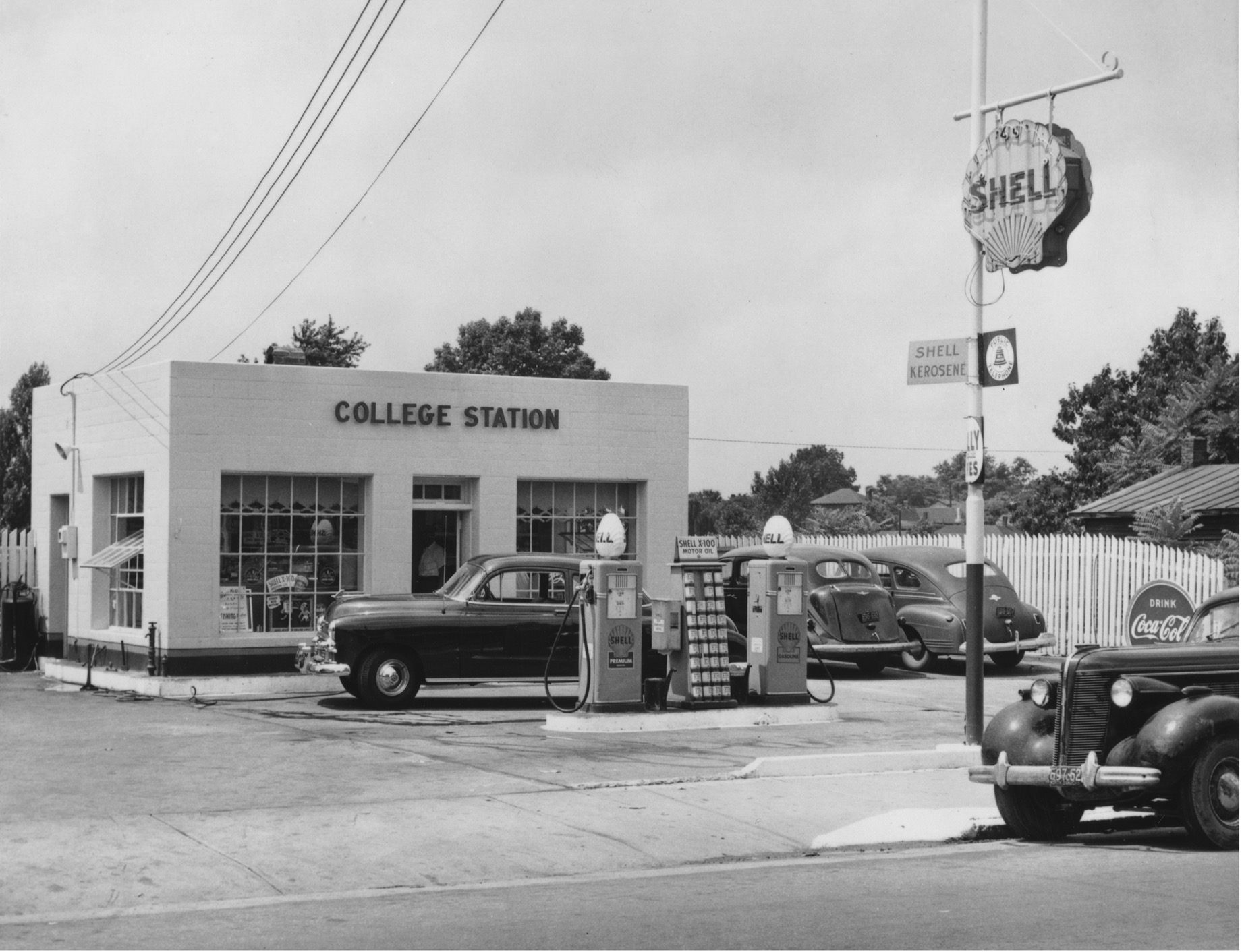 Image of College Service Station ca. 1950s