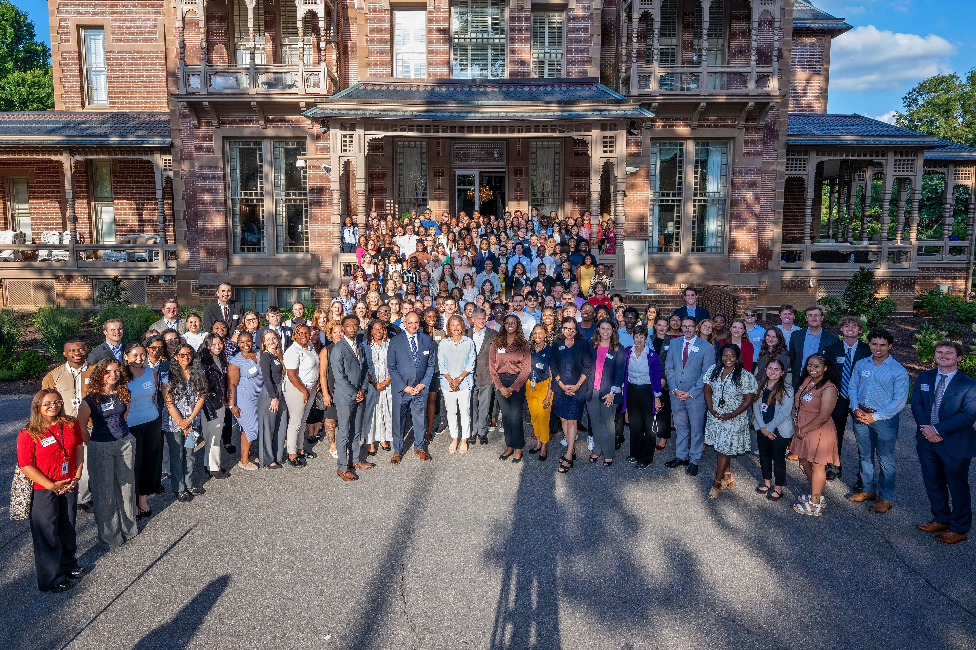 College Students Can Now Apply for Summer Internships in State Government Agencies