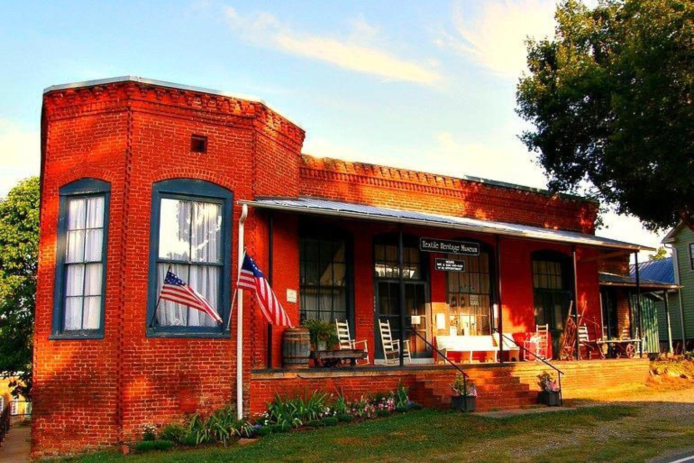 The front of the Textile Heritage Museum.