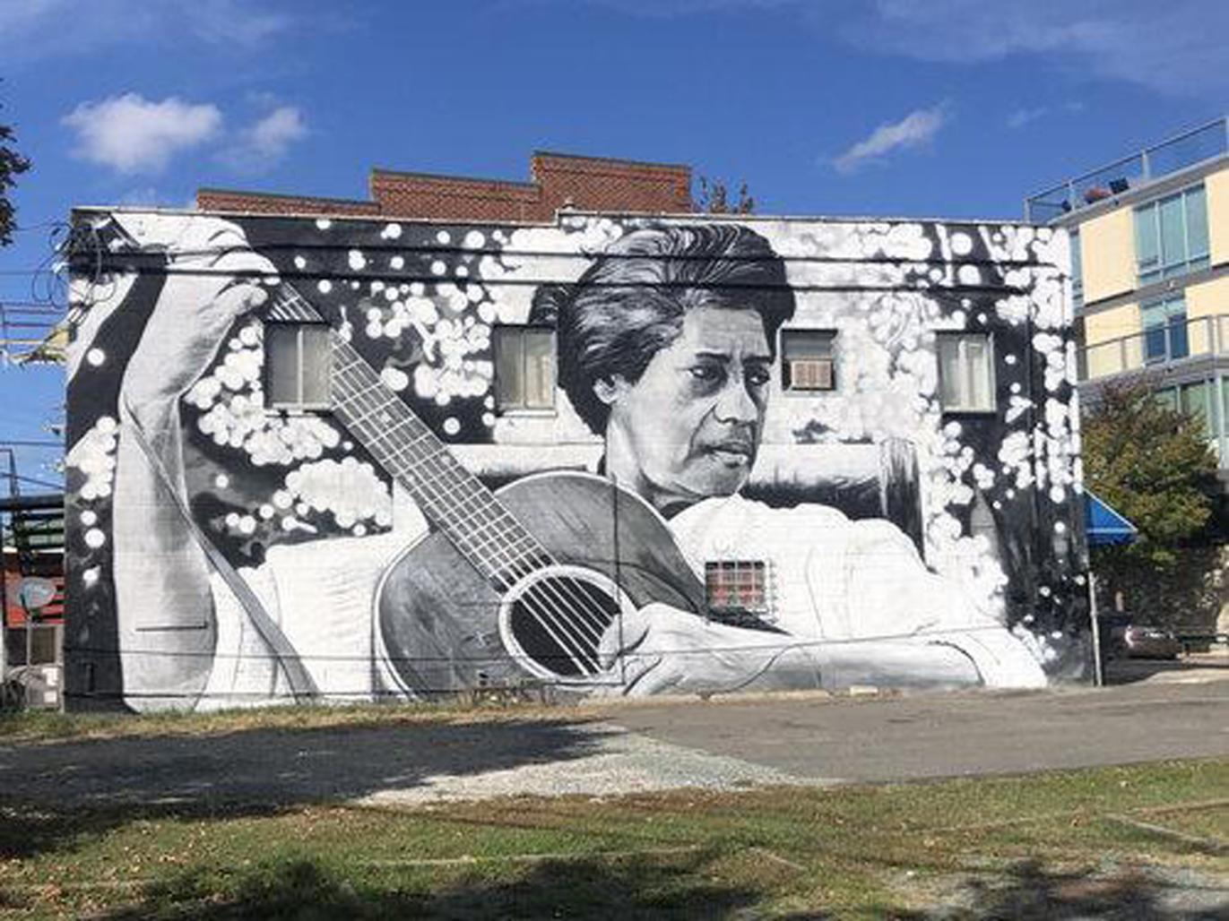 Elizabeth Cotten mural by Scott Nurkin