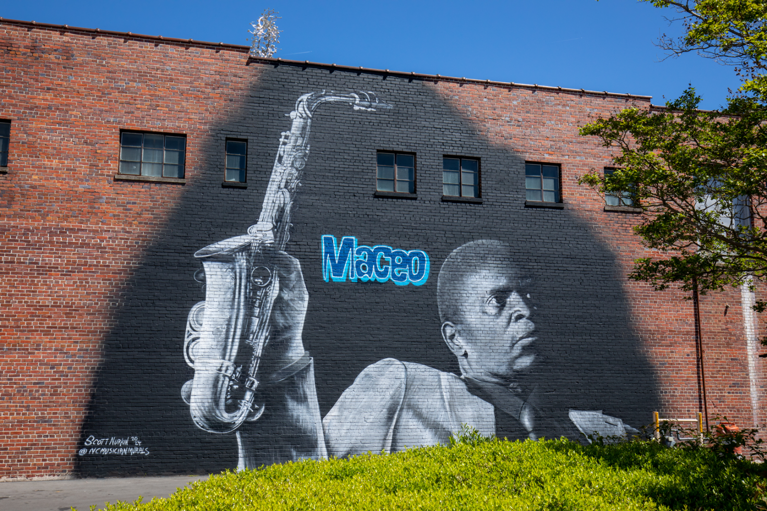 Maceo Parker mural