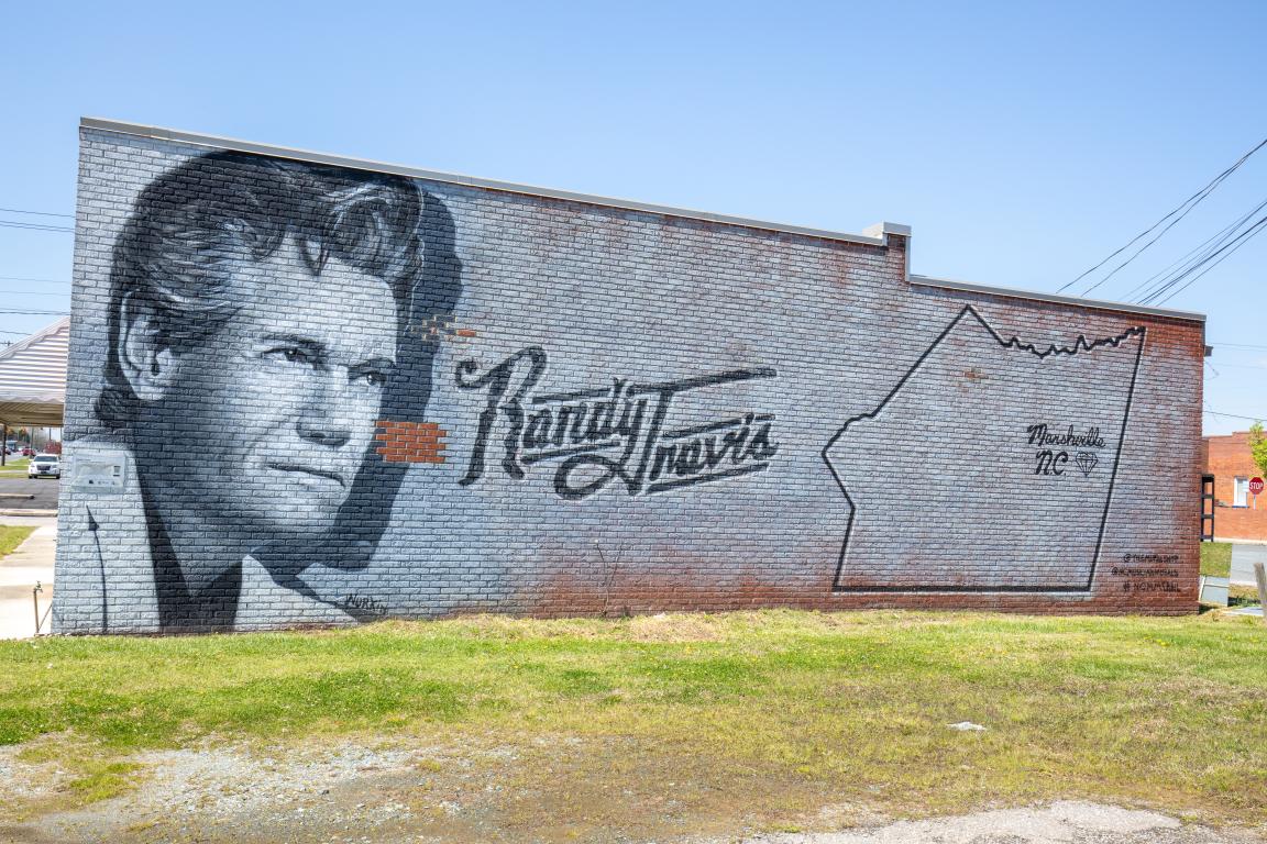 Randy Travis mural