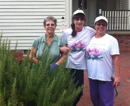 Dream and Dig garden club volunteers in the garden