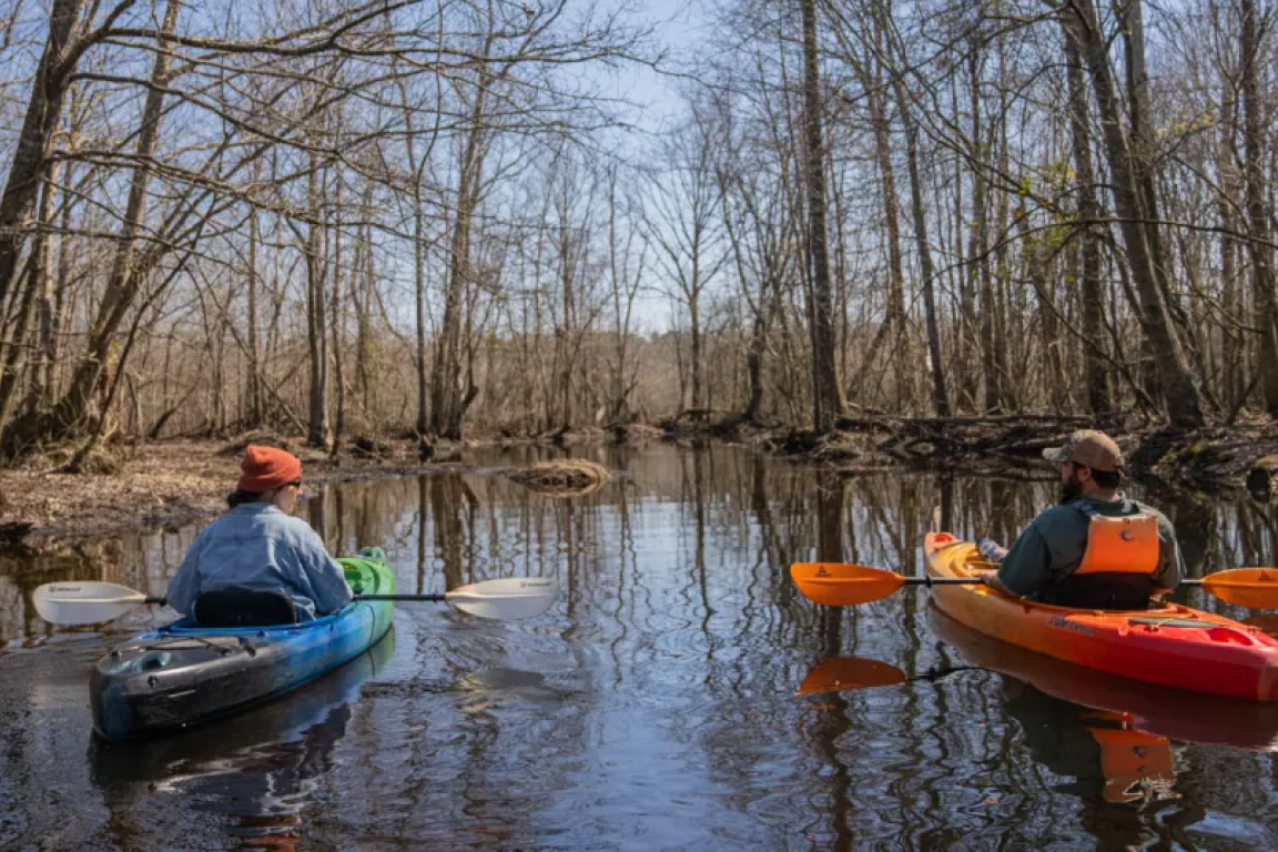 Kullen Bell and Jocelyn Painter kayaking in the Coharie river