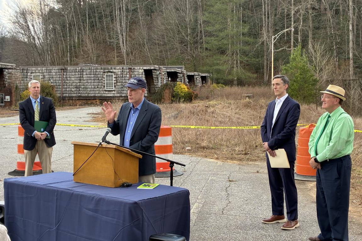 DEQ Secretary Wilson at Lady Marion Dam 
