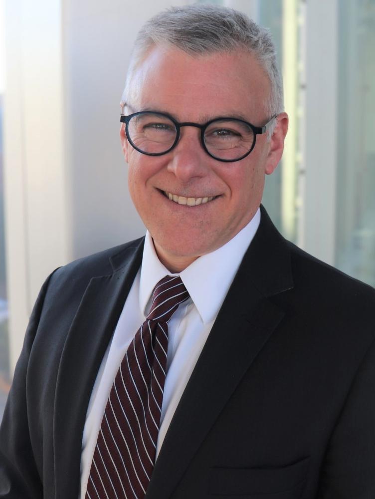 Dan Hirschman Headshot Square