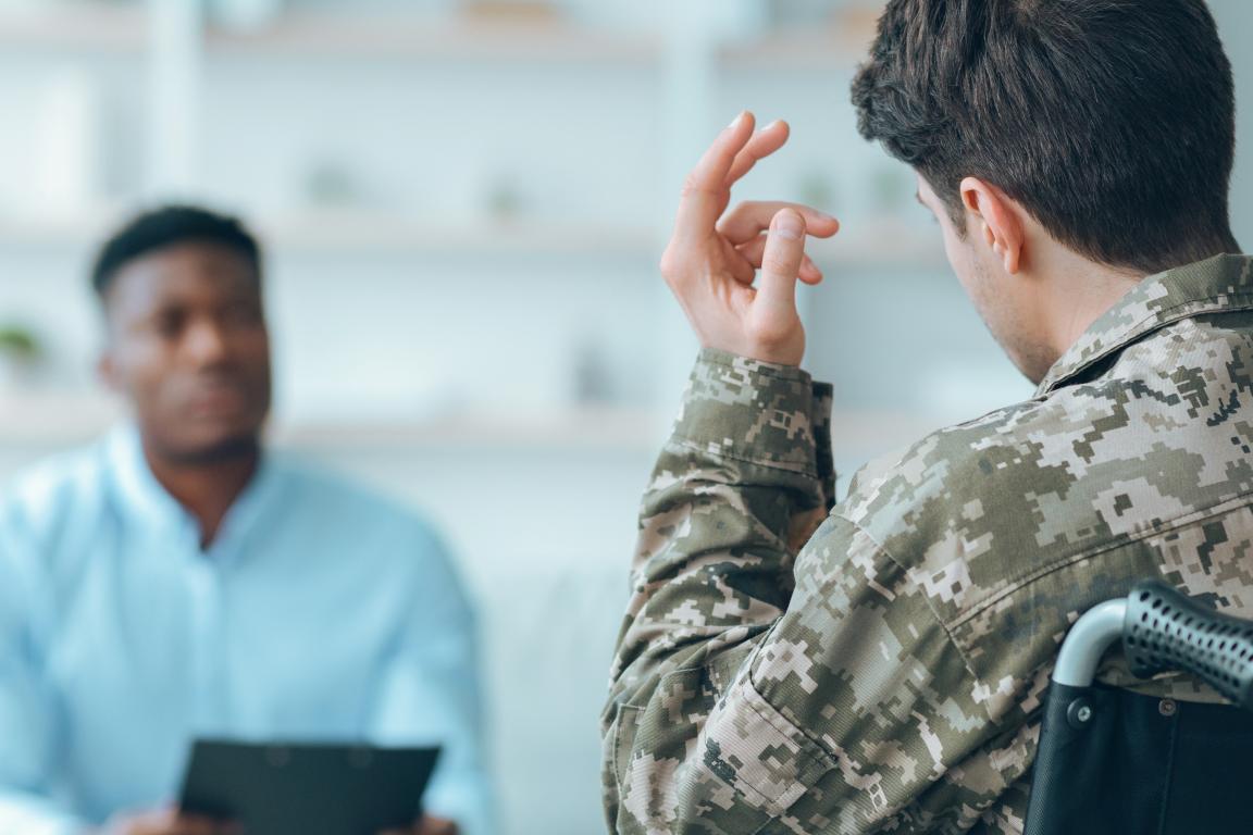 Veteran talking with a VSO