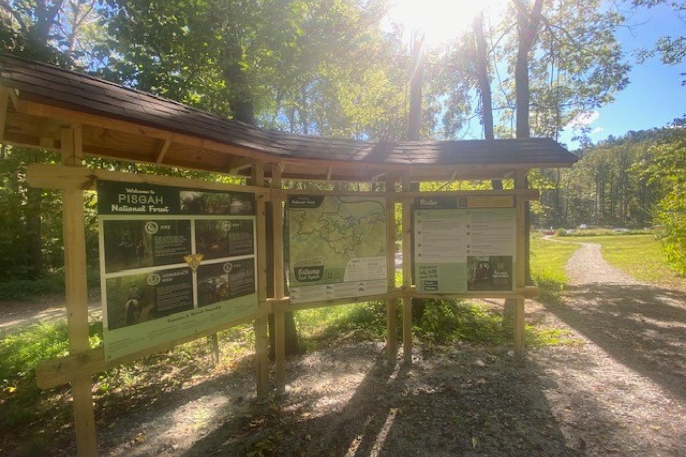 The gateway trailhead at Old Fort.