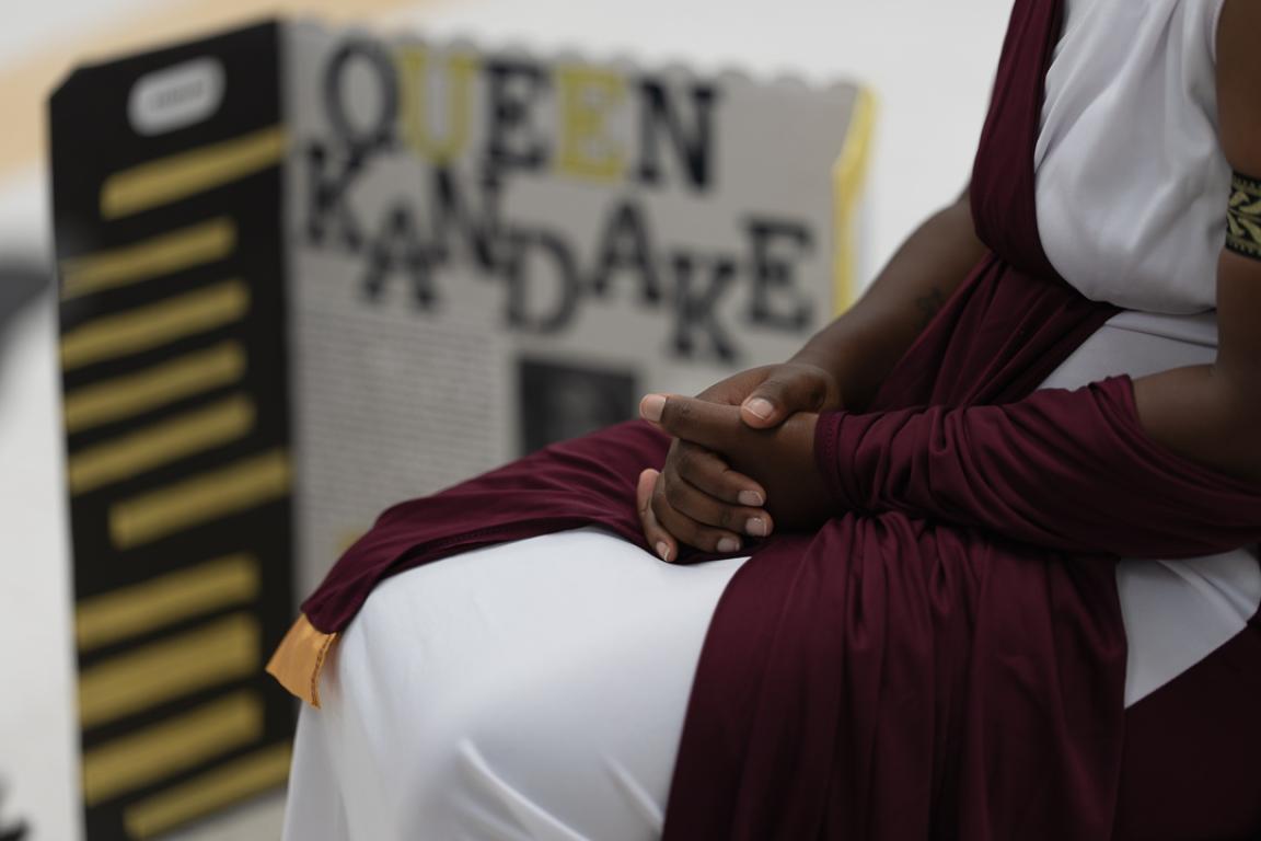 Student Portrays Queen Kandake for history project