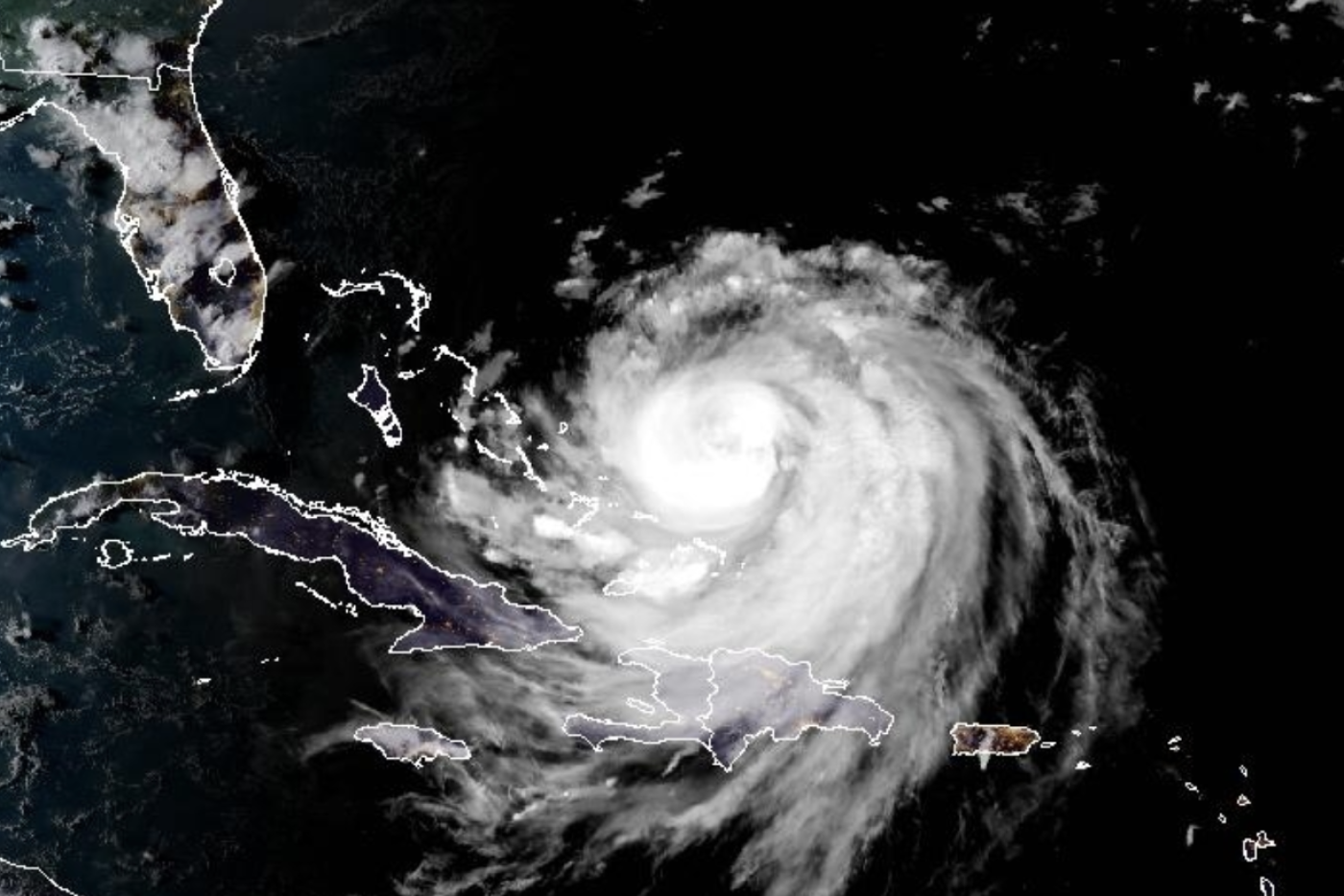 GeoColor satellite screenshot of Hurricane Erin in Atlantic Ocean