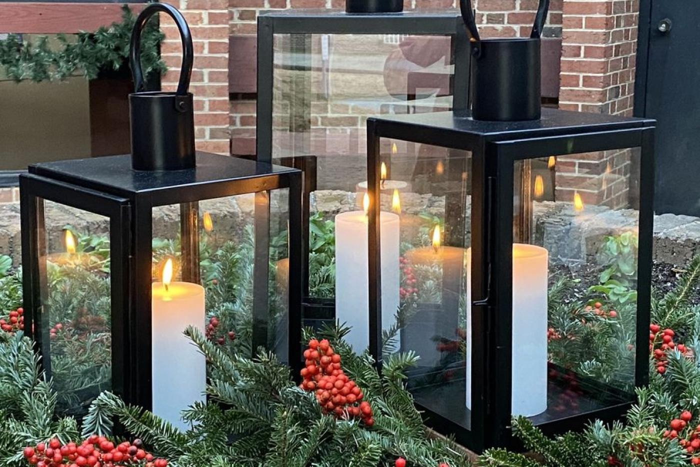 The visitor center at Historic Halifax is festively decorated for an evening candlelight tour.