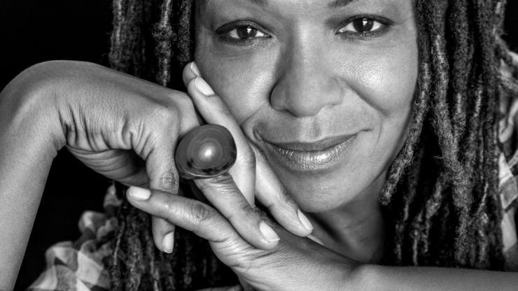 Lisa Simone