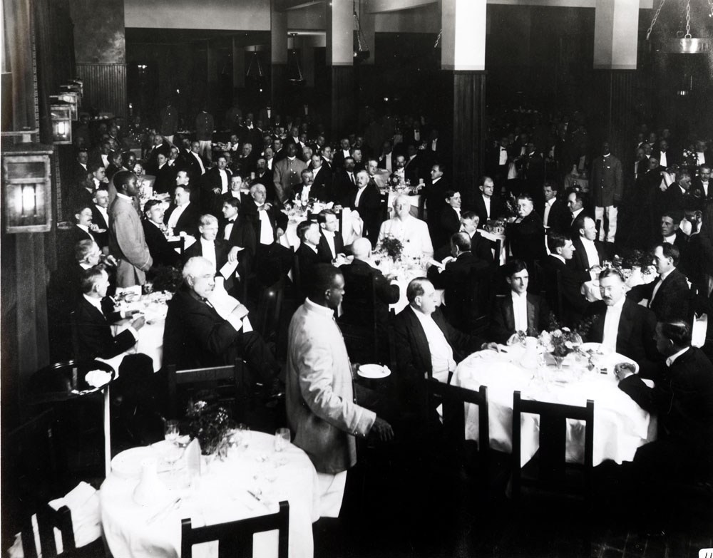 The Inn’s opening banquet on July 12, 1913. Image from UNC Asheville’s Ramsey Library.