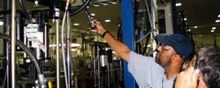 Services & Assistance Services & Assistance