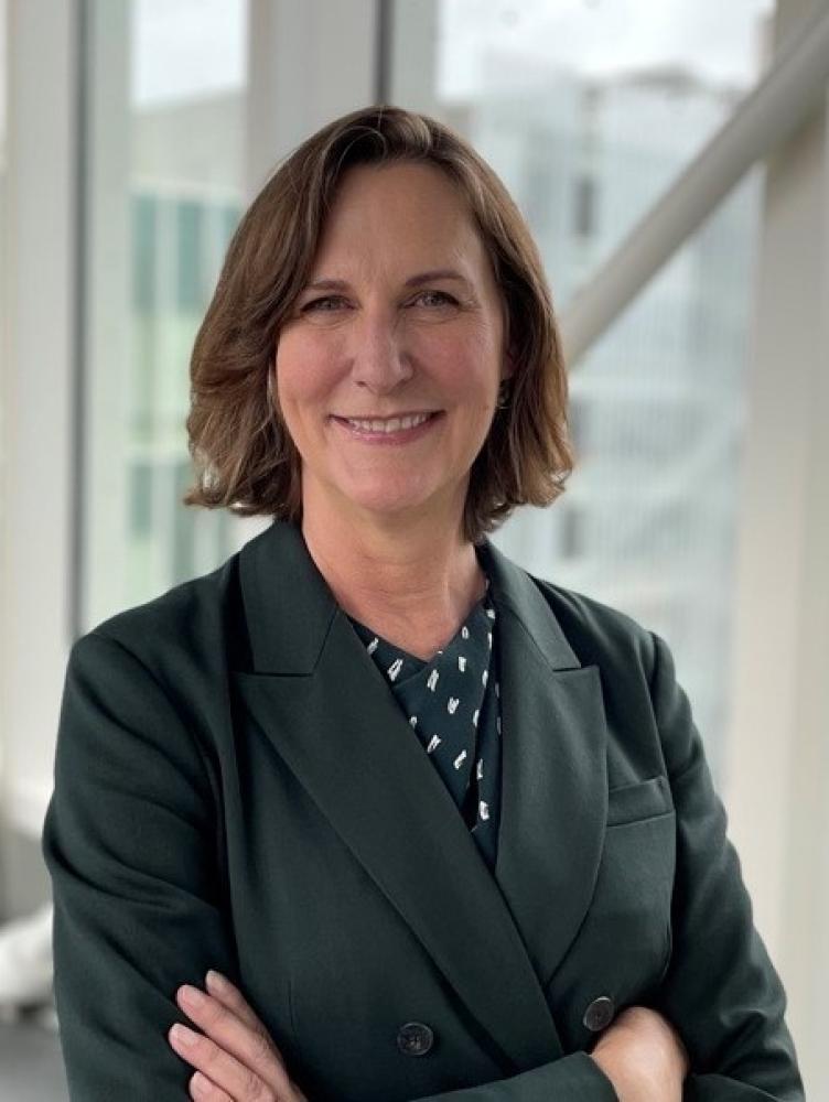 professional headshot - Mary Penny Kelly