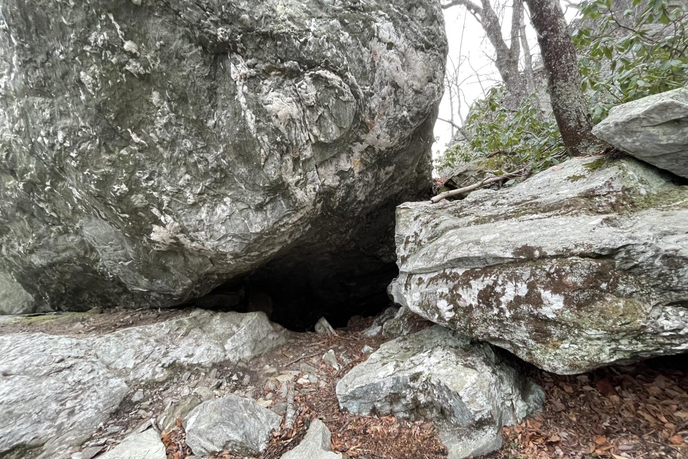 Large quartzite rocks, building blocks of Hanging Rock