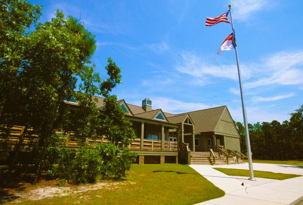 The visitor center building at Carolina Beach State Park